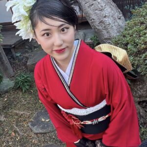 横山 茜